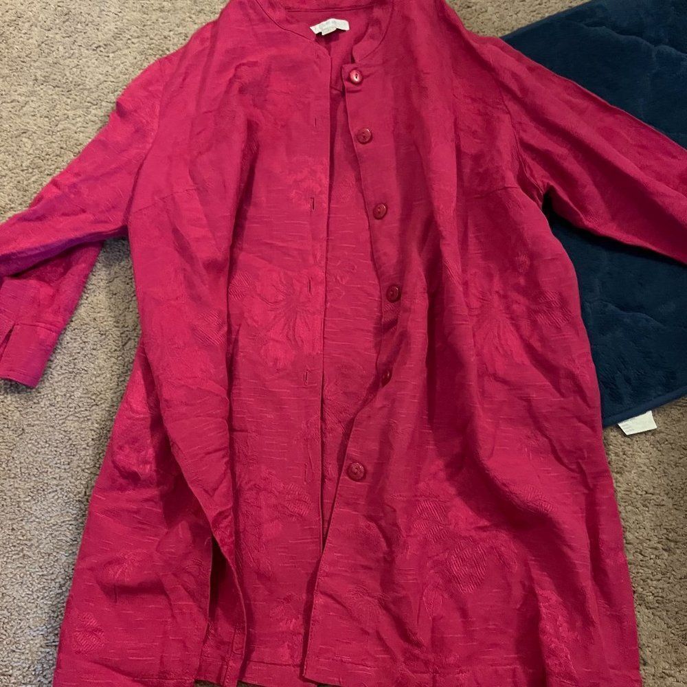 Erin large pink‎ button down blouse